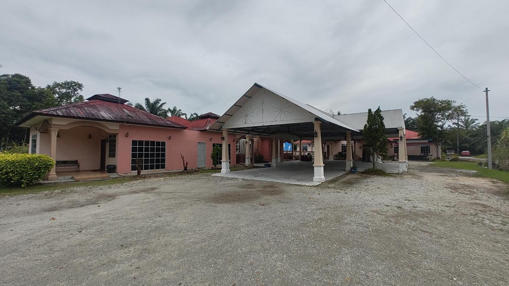 Sri Peserai Homestay Batu Pahat Esterno foto